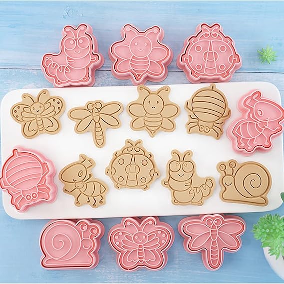 8 Piece Insects and Bugs Cookie Cutters, Children's 3D Fondant Biscuit Cutters - Pack of 1
