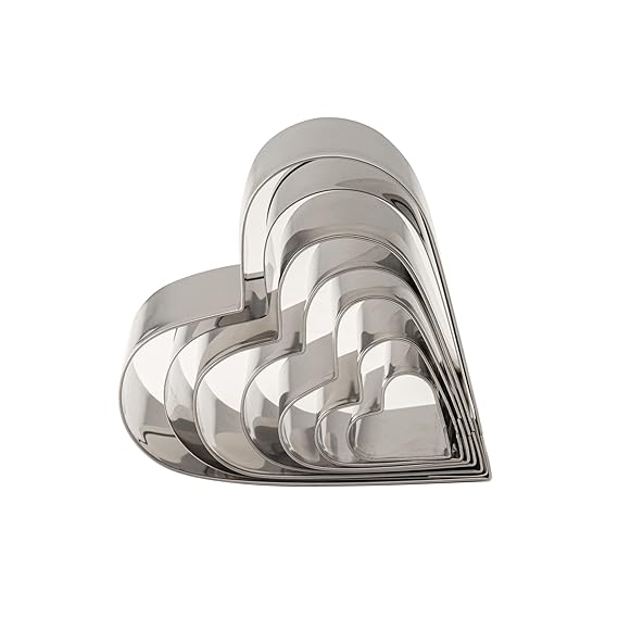 Baking equipment's Stainless Steel Commercial Heart Cookie Cutter (Set of 7 Cutters)