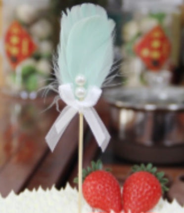 Feather For Cake Decoration (Check Variations For Colors) 5 Colors