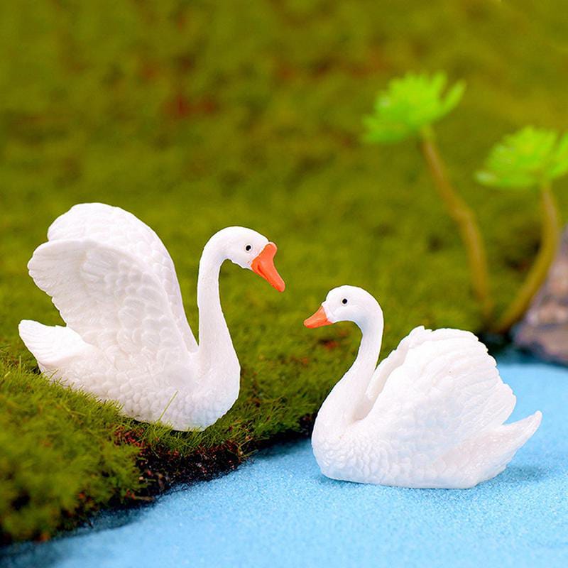 Swan Couple Miniature