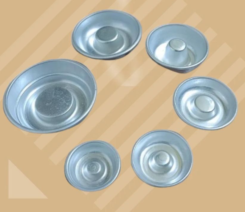 Round Aluminium Donut Shape Cake Mould - Detachable Tube Mould for Sponge, Pound & Ring Cakes - 4 Sizes Available - Pack of 1